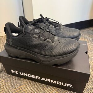 Under Armour Men's Black Infinite Pro